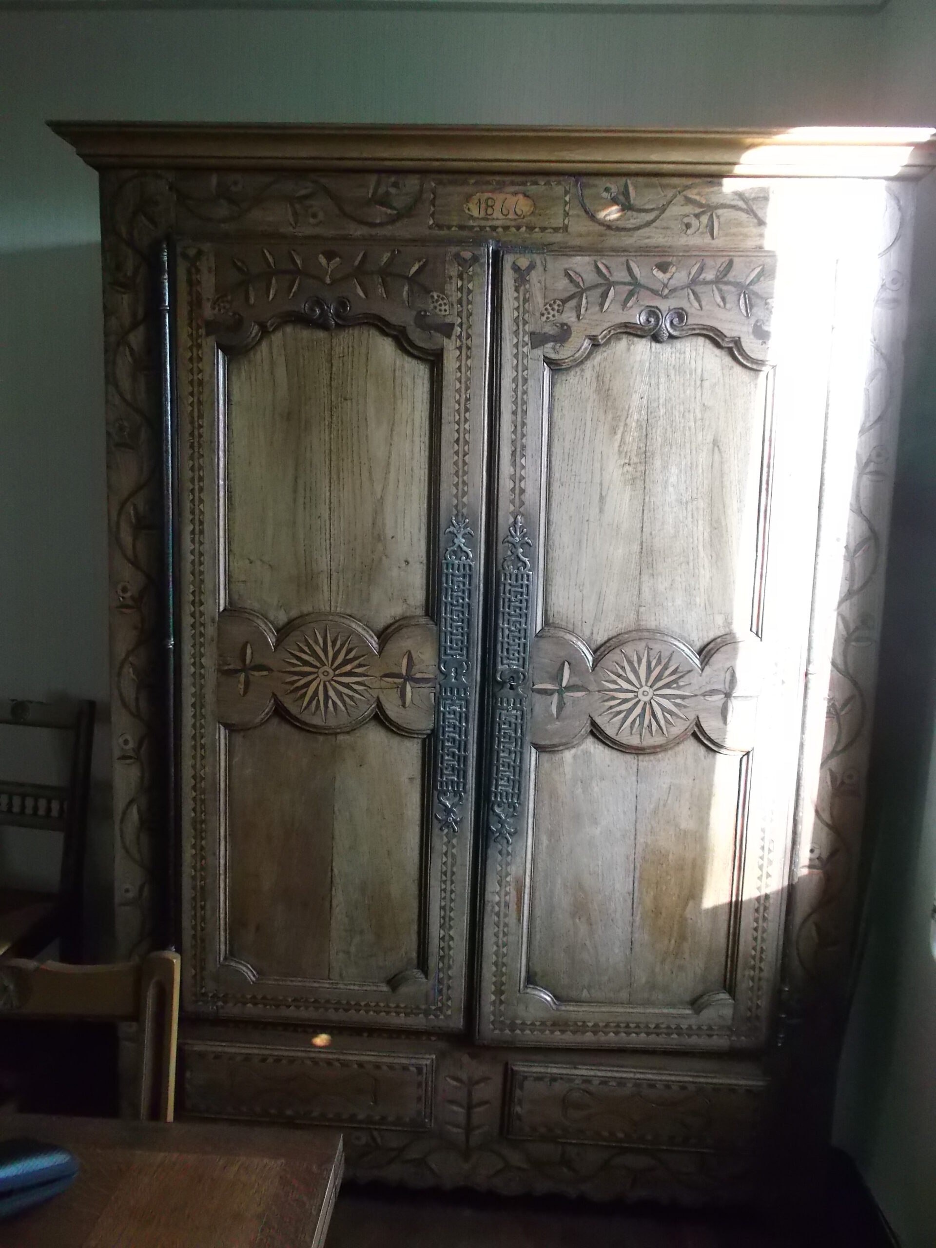 armoire bretonne 1866